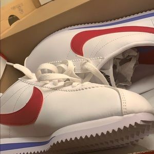 Nike Shoes - Nike Cortez Sneakers Nike Shoes - Nike Cortez Sneakers